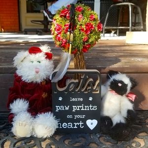 Handbags, makeup, clothing, jewelry